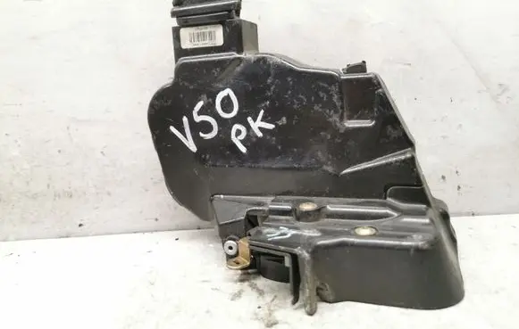 Volvo V50 Front door lock 30699438