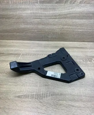 Audi A6 S6 C6 4F Front bumper mounting bracket 4F0807227