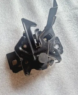 Ford Explorer V Engine bonnet/hood lock/catch BB5A16700