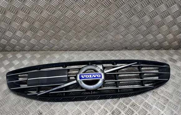 Volvo V60 Front bumper upper radiator grill 31386487