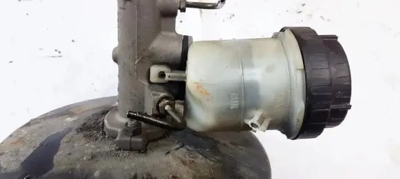 Volvo S40, V40 Master brake cylinder