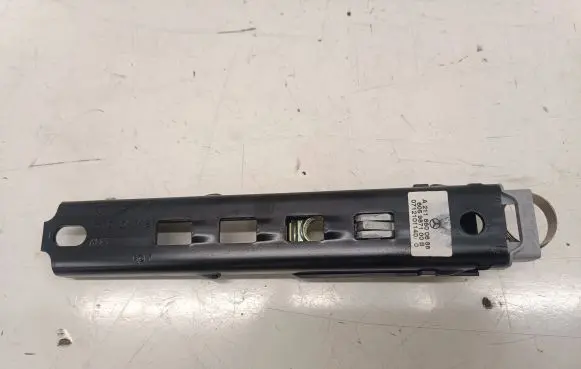 Mercedes-Benz GL X164 Seat belt adjustment rail A2118600688