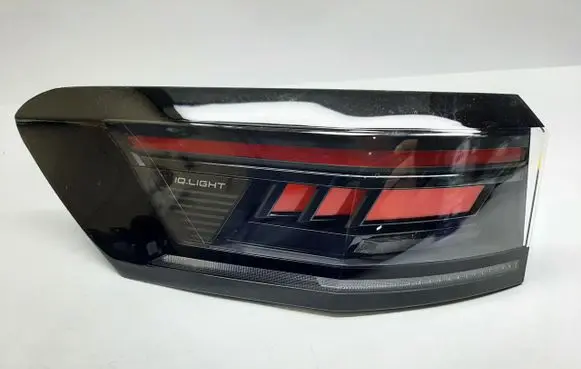 Volkswagen PASSAT B9 Rear/tail lights 3J0945207A
