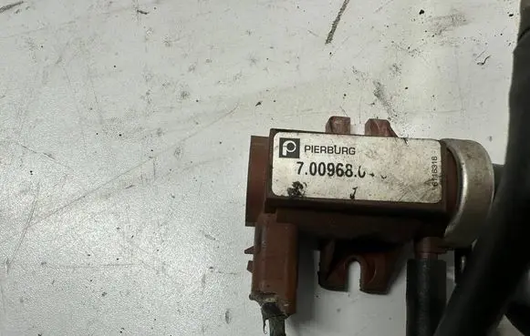 Ford Focus Turbo solenoid valve 6116316