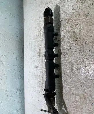 Toyota Avensis T250 Fuel main line pipe