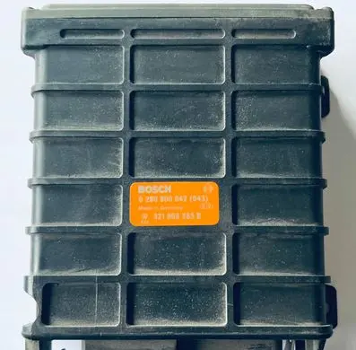 Volkswagen Golf II Engine control unit/module 0280800042 0280800042043 321906263B