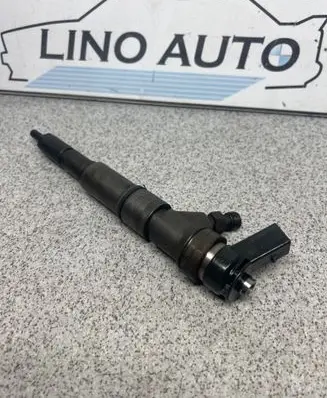 BMW 7 E65 E66 Fuel injector 0445110131 7789661