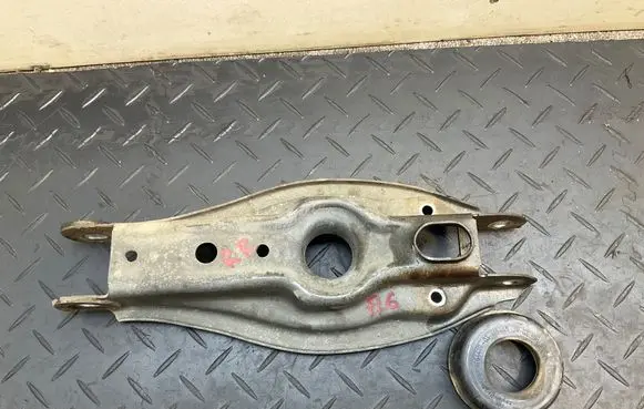 BMW 3 E90 E91 Rear upper control arm/wishbone 6764420 115445710
