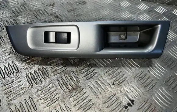 Subaru Forester SH Electric window control switch 94266FC500