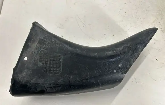 Dodge Charger Intercooler air channel guide 68228405AD 38838