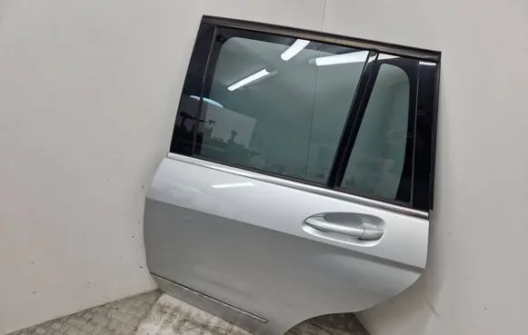 Mercedes-Benz GLK (X204) Rear door A2047320910 10127E LUA2189001401