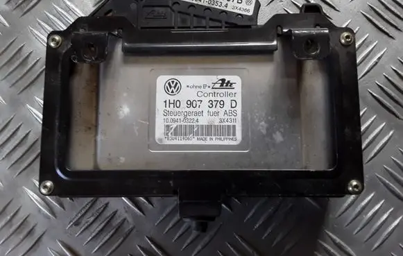 Volkswagen PASSAT B4 ABS control unit/module 1H0907379D 10094103224