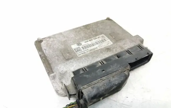 Volkswagen PASSAT B6 Engine control unit/module 06A906033AT 06A906033EF 5WP4032004