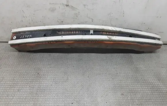 Chrysler Neon II Front bumper cross member