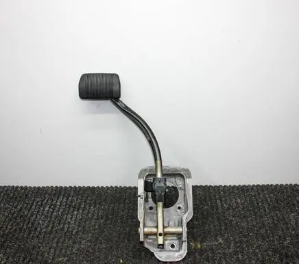 Dodge Durango III Brake pedal 04581656AA