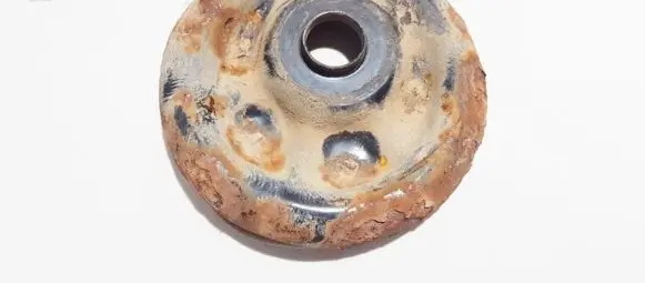 Nissan Sunny Coil spring mount 