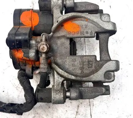 Ford Fusion II Rear brake caliper DG9C2D251A