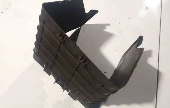 Battery box tray
