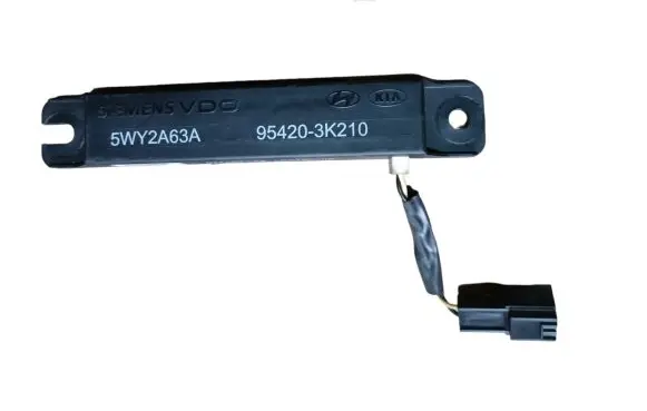 Hyundai ix 55 Aerial antenna amplifier 954203K210 5WY2A63A