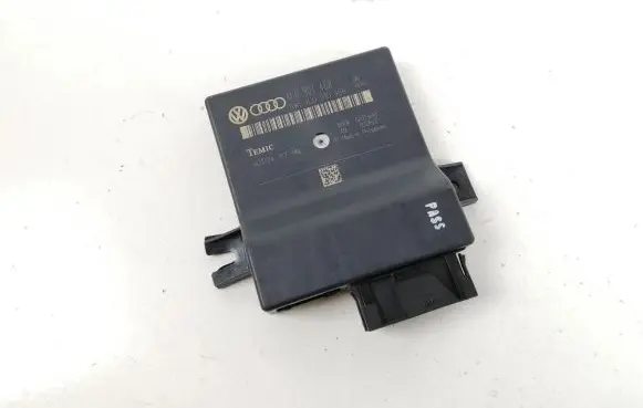 Audi Q7 4L Gateway control module 4L0907468 4L0910468