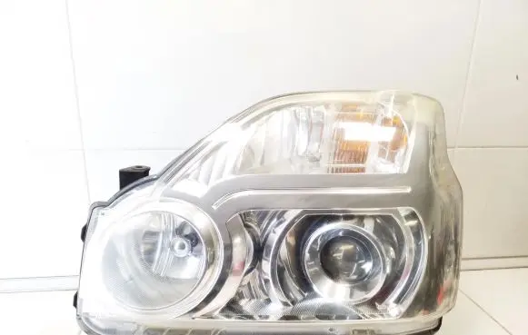 Nissan X-Trail T31 Headlight/headlamp