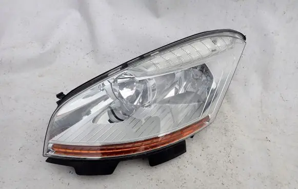 Citroen C4 I Picasso Headlight/headlamp