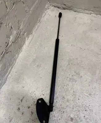 Dodge Nitro Tailgate/trunk strut/damper