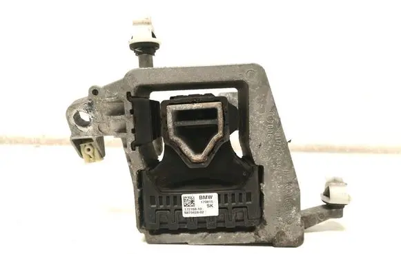 BMW 2 F45 Engine mount bracket 6875628