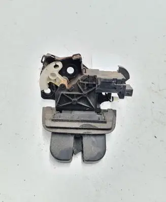 Audi A4 S4 B7 8E 8H Tailgate/trunk/boot lock/catch/latch 8P4827505B