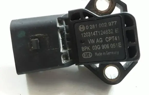 Volkswagen PASSAT B8 Air pressure sensor 0281002977