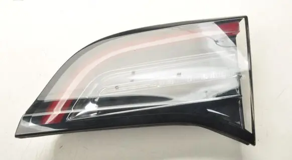 Tesla Model 3 Tailgate rear/tail lights 107740400