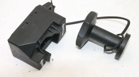 BMW X3 E83 Spare wheel mounting bracket 7030510