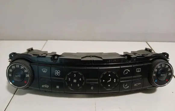 Mercedes-Benz E W211 Climate control unit 2118300190