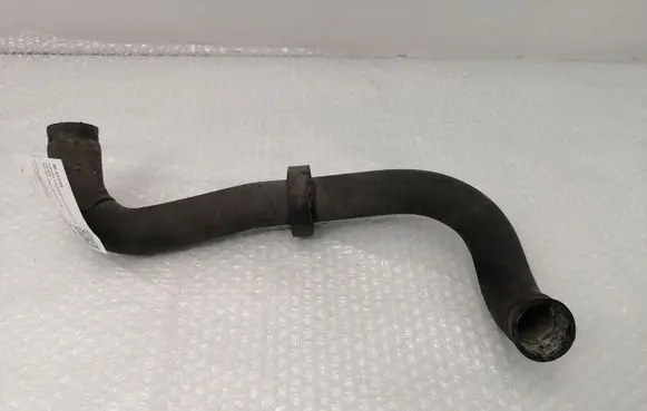 Mercedes-Benz E W123 Engine coolant pipe/hose