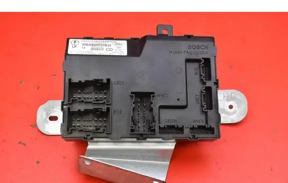 Ford Fiesta Comfort/convenience module DN1T15K600CD