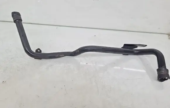 Volkswagen Touran I Engine coolant pipe/hose 038121151B