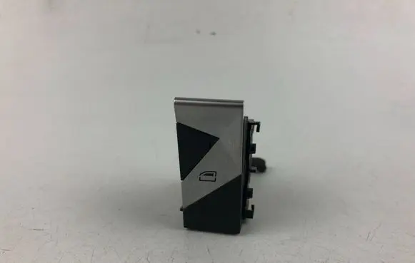 Citroen DS7 Crossback Electric window control switch 98177785DX