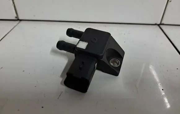 Citroen Berlingo Exhaust gas pressure sensor 9662143180 3Q27 DENS01170