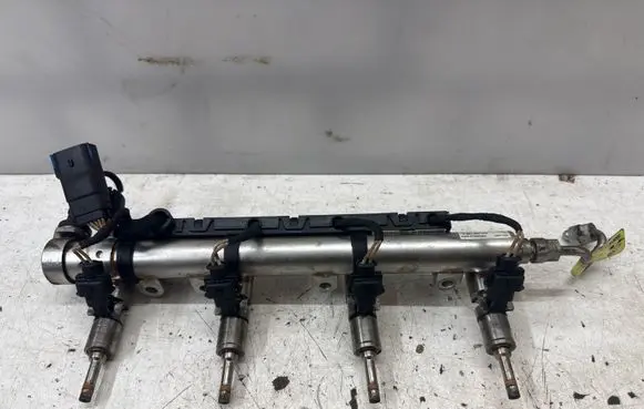 Opel Insignia A Fuel main line pipe 12614735