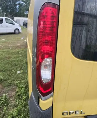 Opel Vivaro Rear/tail lights