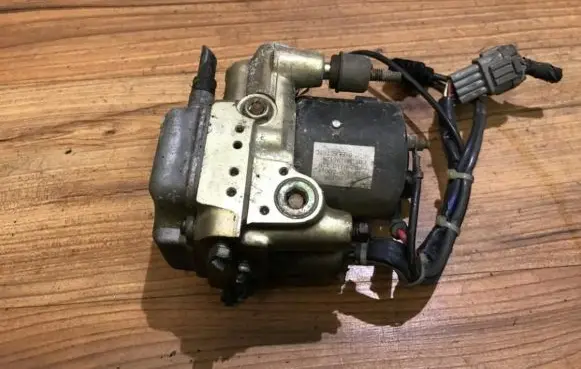 Nissan Almera ABS Pump 11310050011