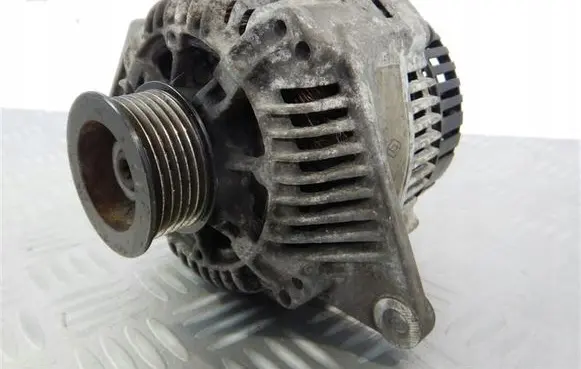 Volvo V40 Cross country Generator/alternator 7700424582