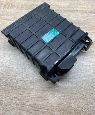 Audi 80 90 S2 B4 Engine control unit/module ECU 0280800104 811906264