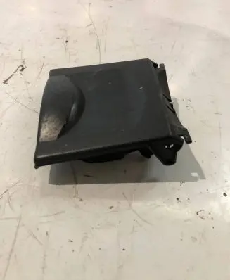 Citroen C4 I Ashtray (front) C62571635 9653798677 9653130077
