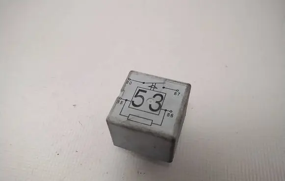 Skoda Octavia Mk1 (1U) Other relay 141951253B 20240072