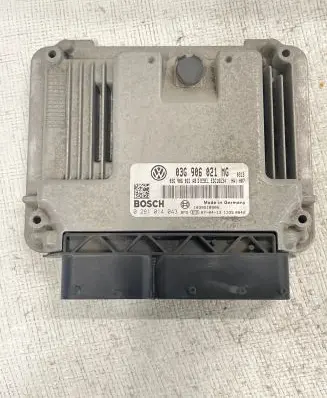 Volkswagen Touran I Engine control unit/module 03G906021MG 03G906021AB 0281014043