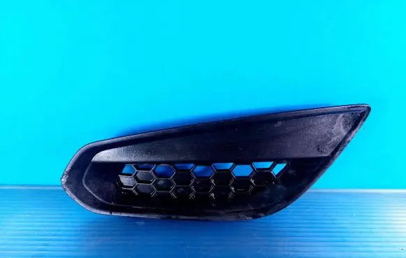 Volvo V60 Front fog light trim/grill 31294129