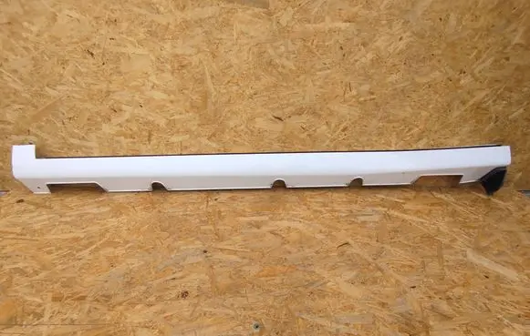 Hyundai Kona II side skirts sill cover