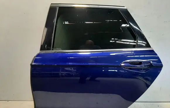 Ford Mondeo MK V Rear door