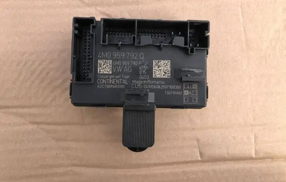 Audi Q7 4M Door control unit/module 4M0959592P 4M0959792Q A2C7889680000